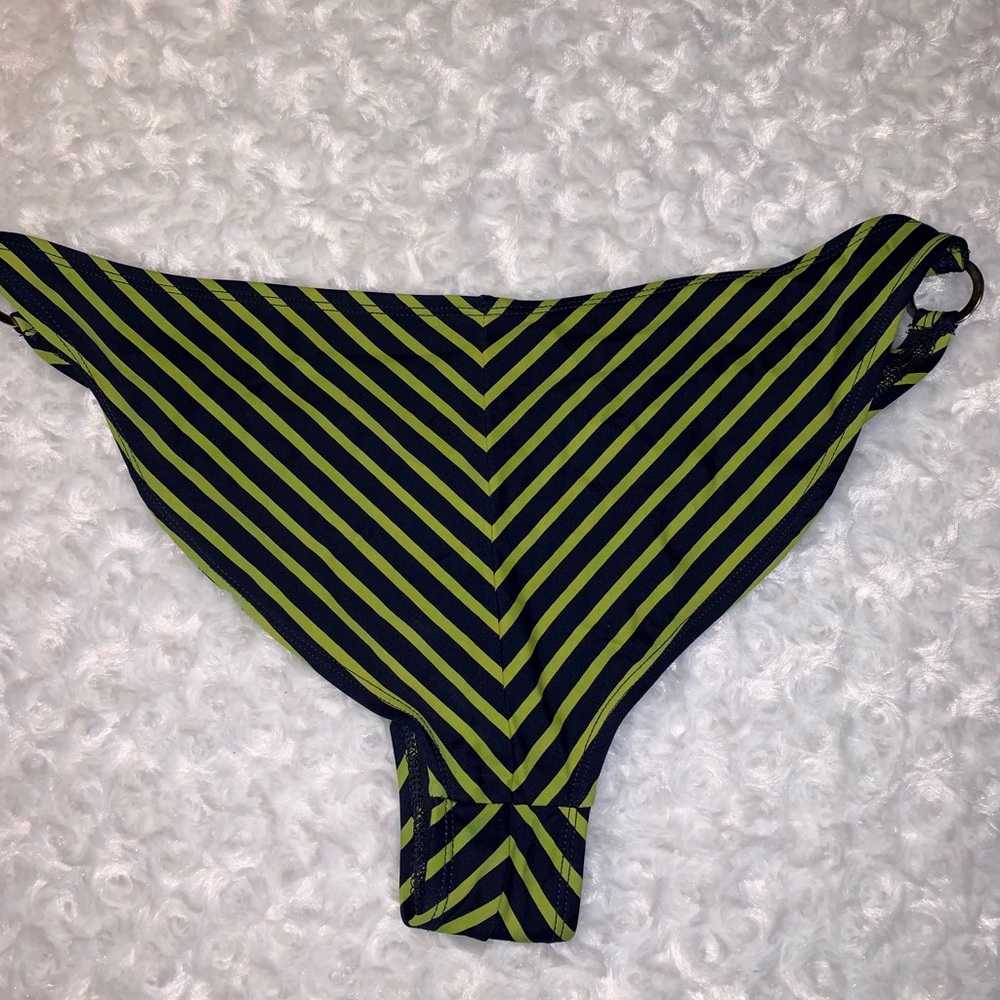 Bikini bottoms - Picture 2 of 4